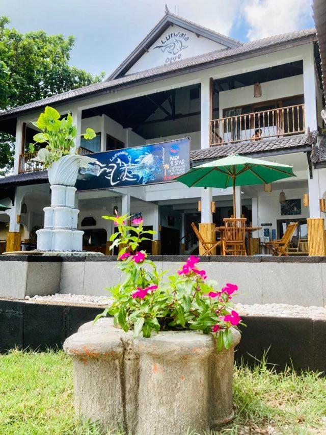 Lutwala Bungalows And Private Villa กีลีตราวางัน ภายนอก รูปภาพ
